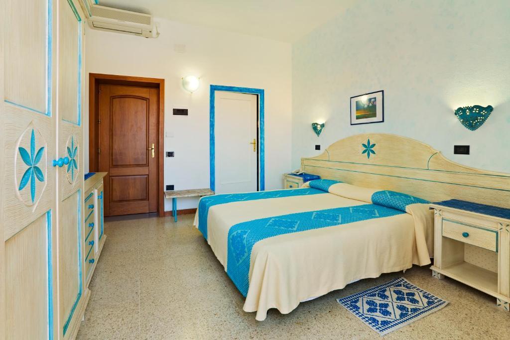 Hotel Moderno Santa Teresa Gallura Zimmer foto