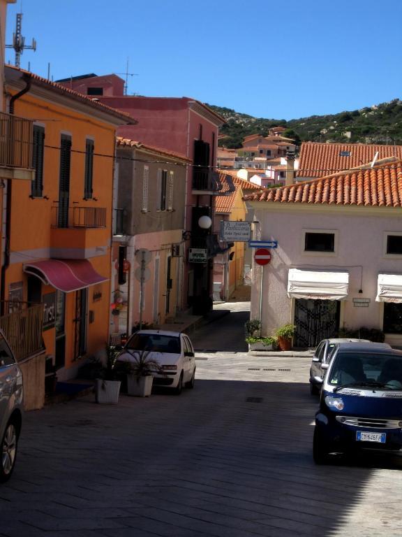 Hotel Moderno Santa Teresa Gallura Exterior foto