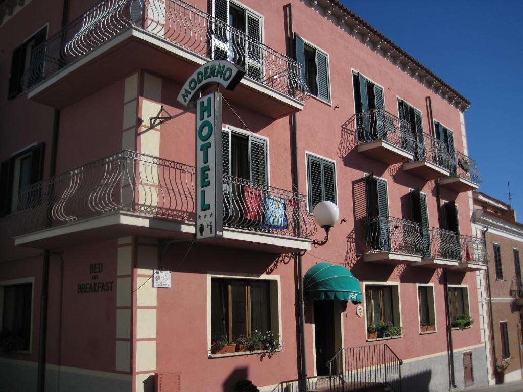 Hotel Moderno Santa Teresa Gallura Exterior foto